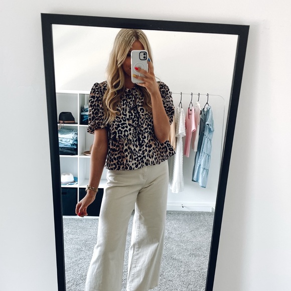 Tops - Leopard Print Puff Sleeve Bow Blouse